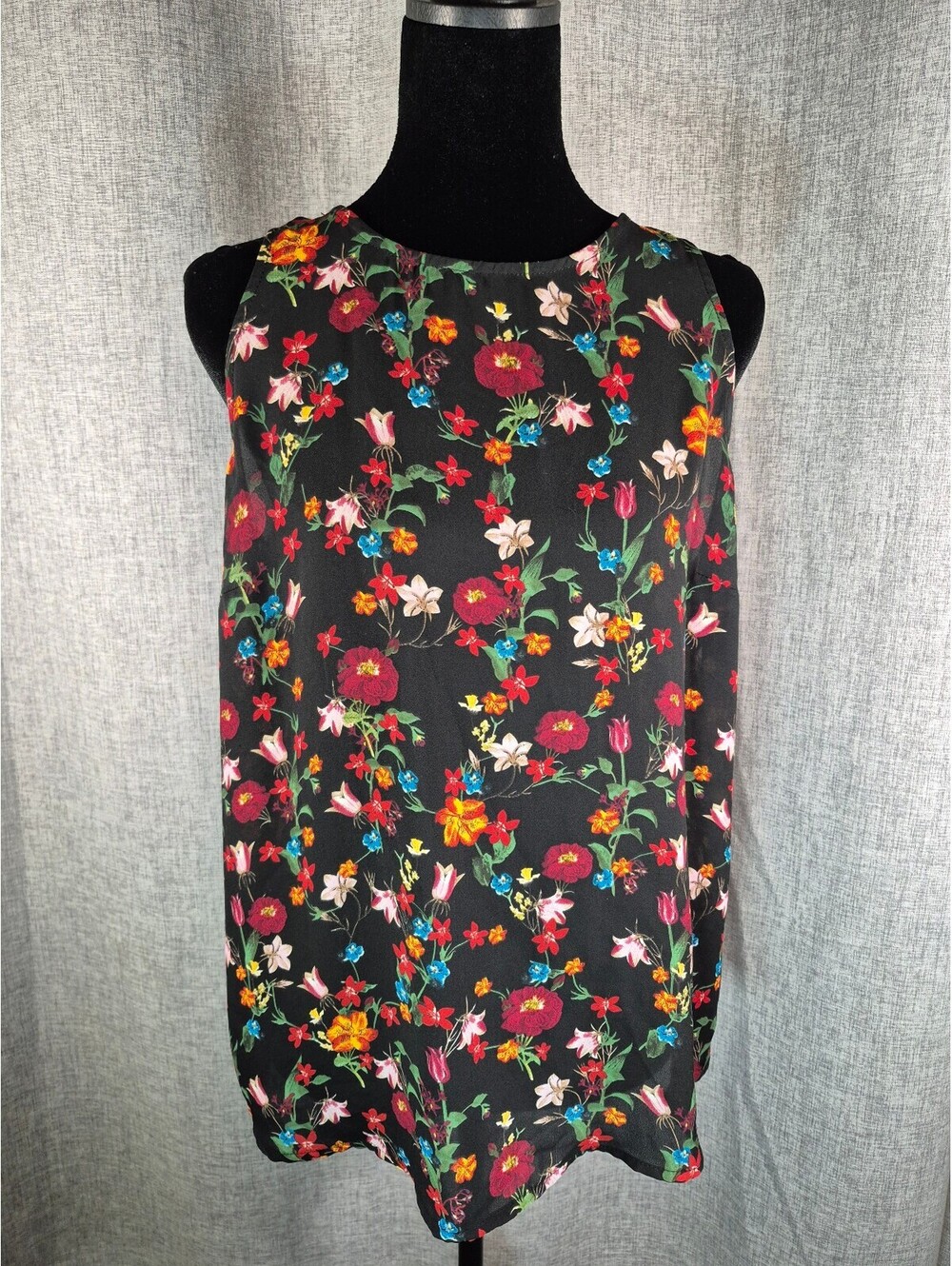 Jasmine & Juliana Women’s Medium Black Floral Sleeveless Blouse Top